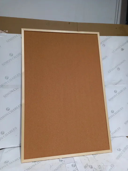 BOXED NOTICE BOARD - COLELCTION ONLY 