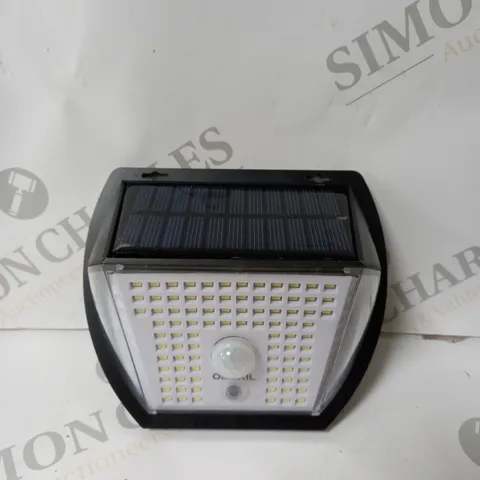 BOXED EMERIL 138LED SOLAR MOTION SENSOR LIGHT