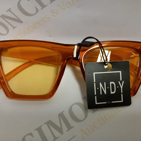 INDY BROOKLYN SUNGLASSES - ORANGE