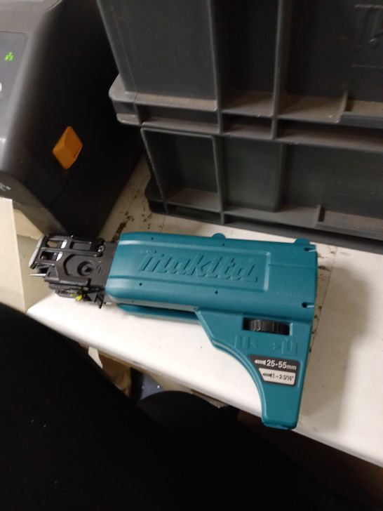 MAKITA 191L24-0 AUTO-FEED ATTACHMENT UNIT