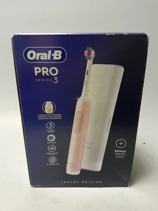 BOXED AND SEALED ORAL B PRO SERIES 3 TOOTHBRUSH