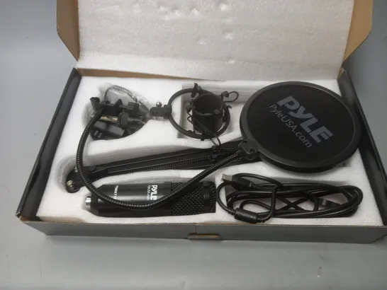 PYLE PROFESSIONAL USB PODCAST MICROPHONE KIT PDMIKT140