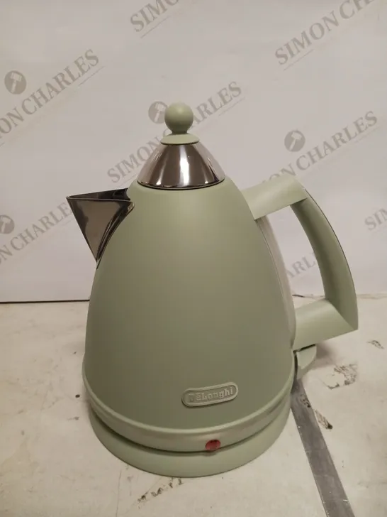 BOXED DELONGHI ARGENTO 1.7L ELECTRIC KETTLE 