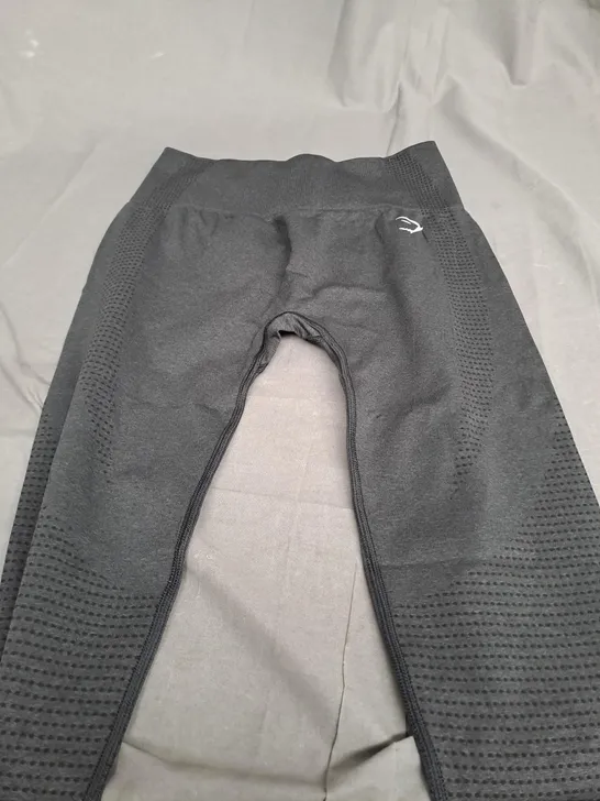 GYMSHARK BLACK STRECH LEGGINGS  - LARGE