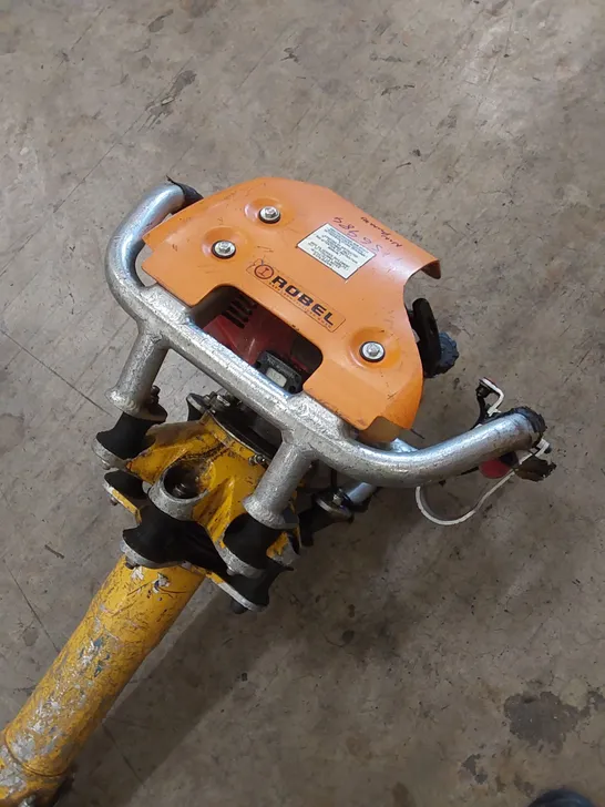 ROBEL 62.05 2 STROKE VERTICAL TAMPER - RAILWAY MAINTENANCE TOOL