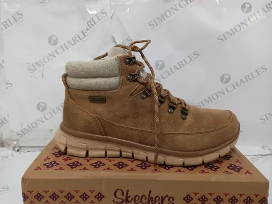 BOXED SKECHERS SYNERGY WARM TECH BOOTS , CHESTNUT - SIZE 7