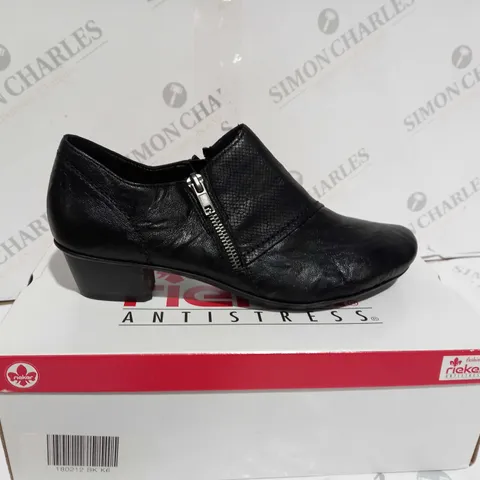 RIEKER SHOE BOOT BLACK SIZE 6