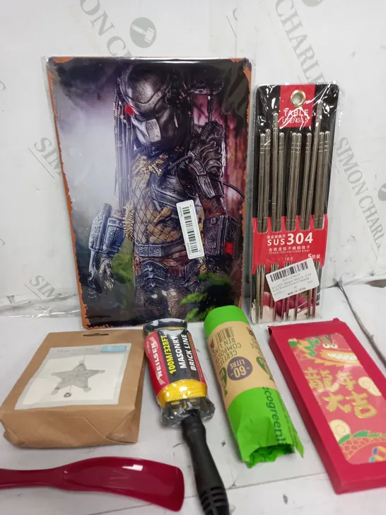 BOX OF APPROXIMATELY 15 ASSORTED ITEMS TO INCLUDE - CHOP STICKS, CHINESE ENVELOPES, BRICK LINE ETC