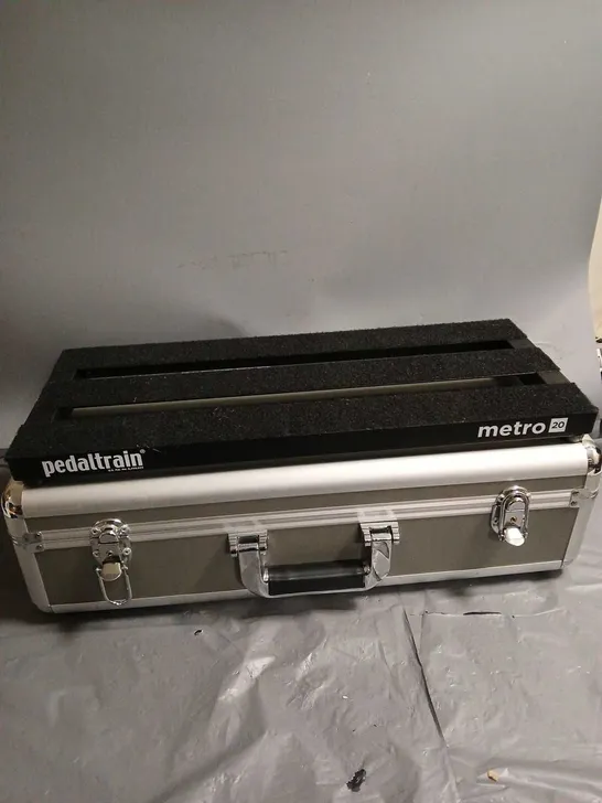 PEDALTRAIN PT-M20-HC METRO 20 WITH HARD CASE