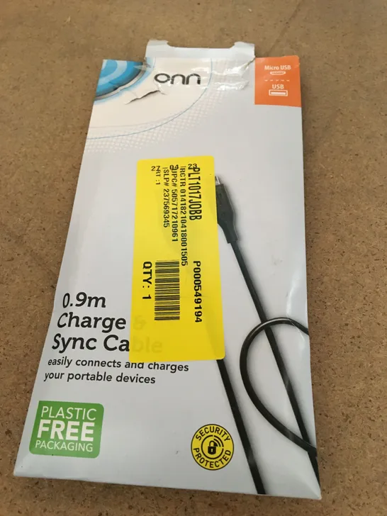 ONN 0.9M CHARGE AND SYNC CABLE