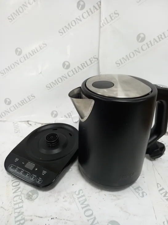 NINJA PERFECT TEMPERATURE KETTLE KT200UK