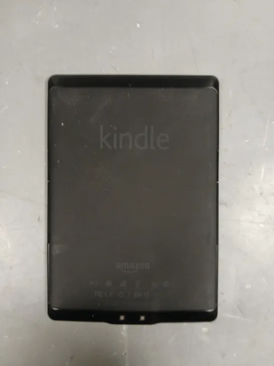 AMAZON KINDLE D01100 E-READER 