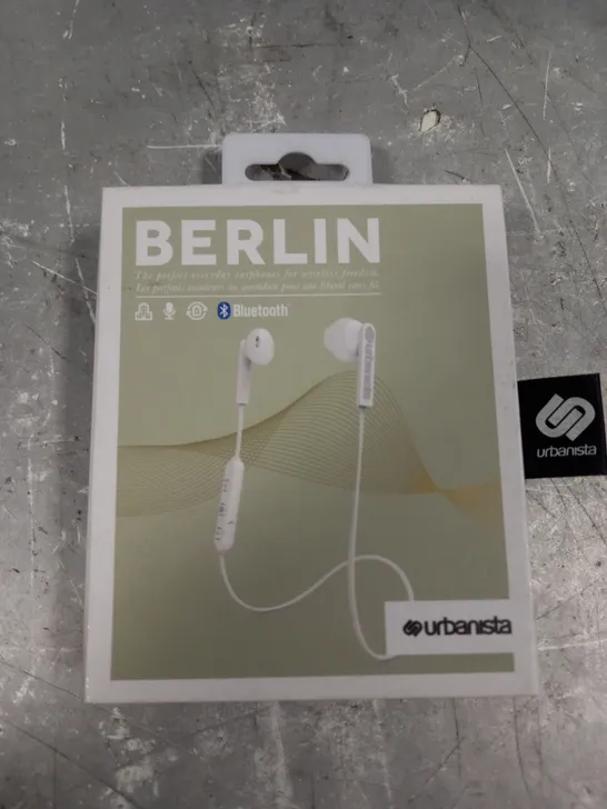 URBANISTA BERLIN WIRELESS EARPHONES - WHITE