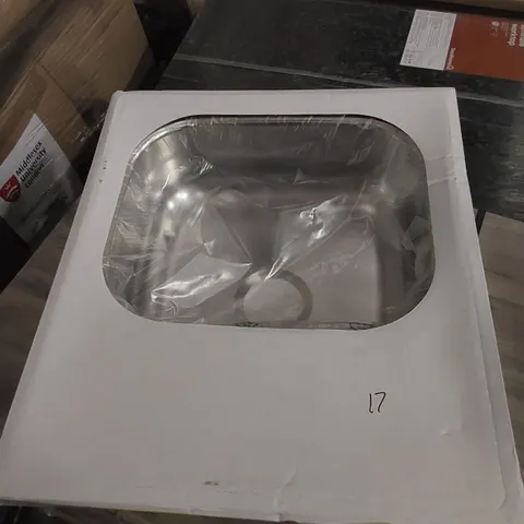 BOXED STAINLESS STEEL KITCHEN SINK 