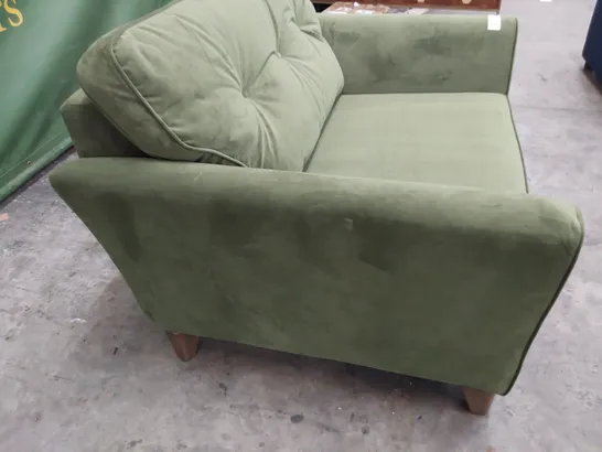 QUALITY BRITISH MADE LOUNGE Co SNUGGLER CHAIR GREEN PLUS FABRIC 