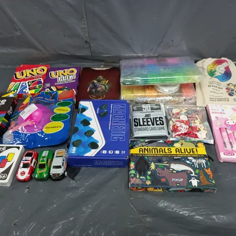 BOX OF ASSORTED TOYS AND GAMES TO INCLUDE CARD GAMES, UNO AND MAGNETS