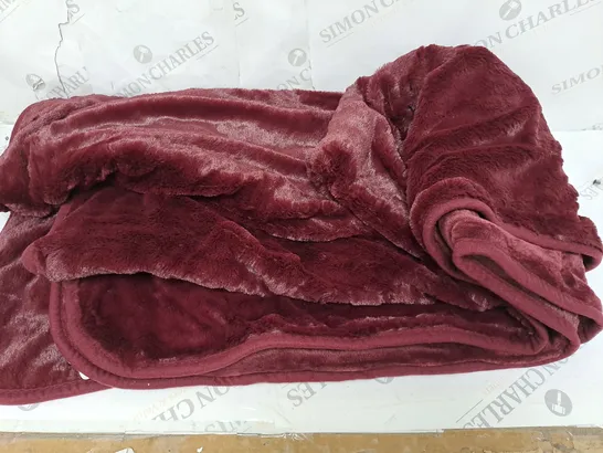 COZEE HOME HEATED THROW IN SHIRAZ WINE 