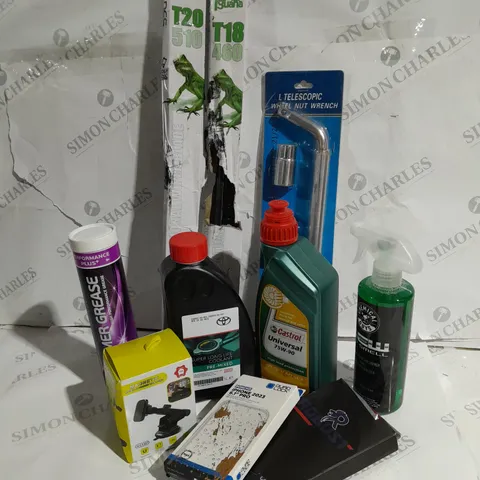 APPROXIMATELY 20 ASSORTED ITEMS TO INCLUDE CASTROL UNIVERSAL 75W-90 1L, TOYOTA SUPER LONG LIFE COOLANT 1L, WHEEL NUT WRENCH, IGUANA T20 510 WINDSCREEN WIPERS, HAMMER GREASE, CHEMICAL GUYS AIR FRESHENE