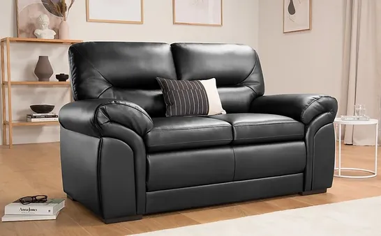 BOXED DESIGNER BROMLEY BLACK LEATHER 2 SEATER SOFA (ONE BOX)