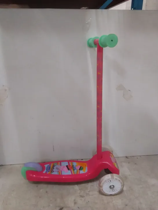 BOXED PEPPA PIG TILT N TURN SCOOTER 