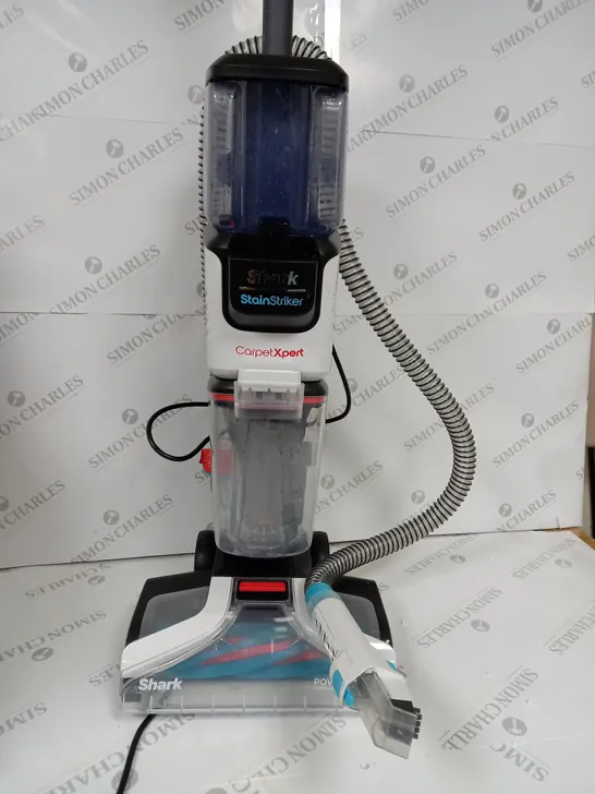 BOXED SHARK CARPET XPERT DEEP CARPET CLEANER & BUILT IN STAIN STRIKER EX200UK - COLLECTION ONLY