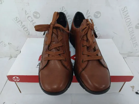 BOXED RIEKER ZIP SHOES IN BROWN - SIZE 38