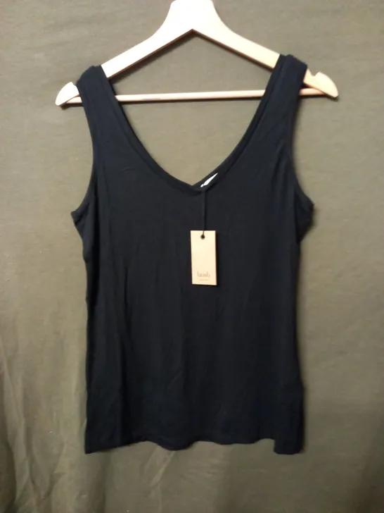 HUSH SALLY V-NECK JERSEY VEST TOP - S