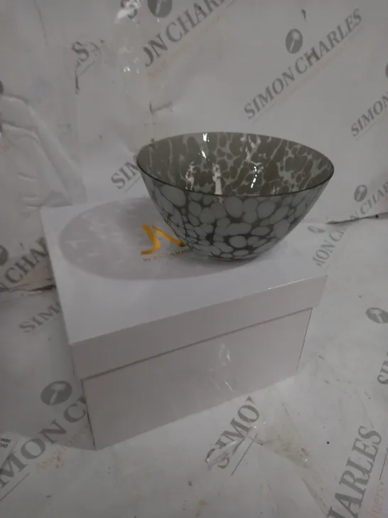 JULIAN MACDONALD DECORATIVE BOWL IN GIFT BOX