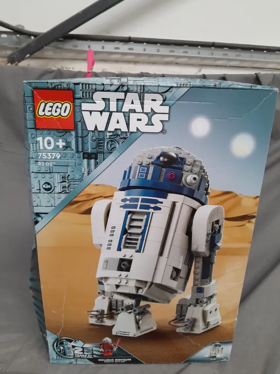 BOXED LEGO STAR WARS R2-D2 - 75379