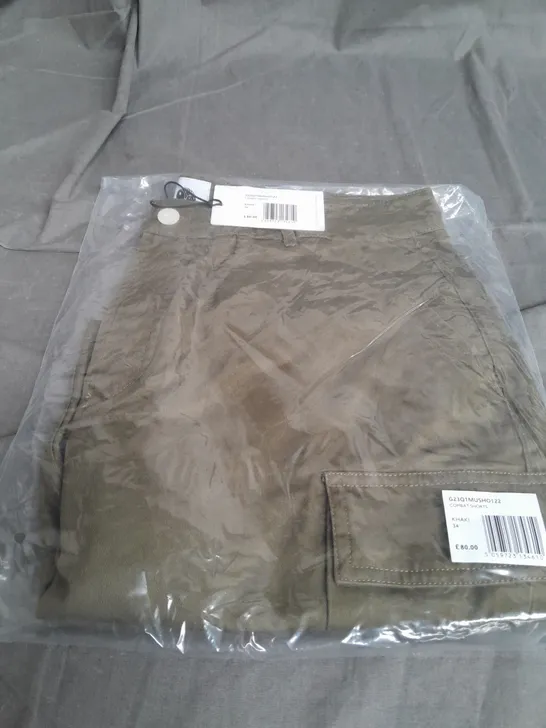 PRETTY GREEN COMBAT SHORTS SIZE 34