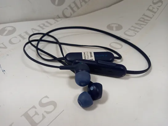 SONY WI-XB400 HEADPHONES IN BLUE