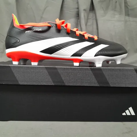 BOXED PAIR OF ADIDAS PREDATOR LEAGUE FOOTBALL BOOT SIN BLACK/WHITE/ORANGE UK SIZE 6.5