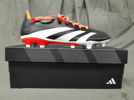 BOXED PAIR OF ADIDAS PREDATOR LEAGUE FOOTBALL BOOT SIN BLACK/WHITE/ORANGE UK SIZE 6.5