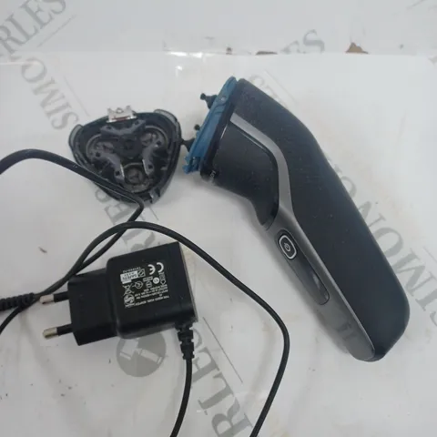 PHILIPS SERIES 3000 SHAVER 