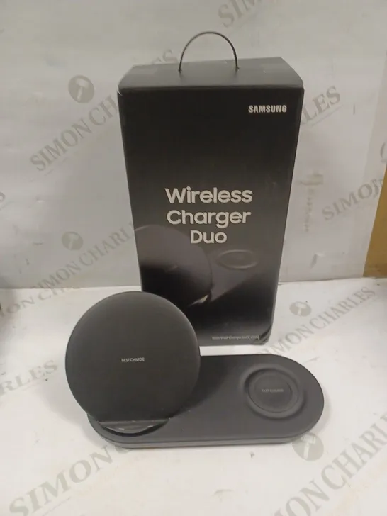 SAMSUNG WIRELESS CHARGER DUO 