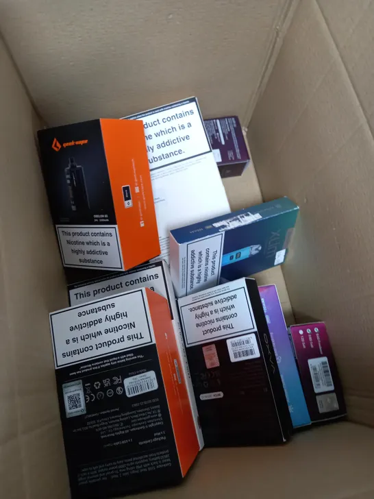 BOX OF APPROXIMATELY 10 ASSORTED E-CIG PRODUCTS TO INCLUDE ASPIRE, OXVA, ENDURA ETC