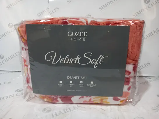 BOXED COZEE HOME VELVET SOFT DUVET SET IN ORANGE ANIMAL - KING SIZE