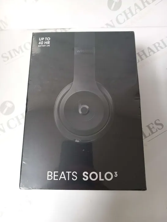 BOXED AND SEALED BEAT SOLO3 ON EAR WIRELESS BLUETOOTH HEADPHONES WITH CARRYING CASE