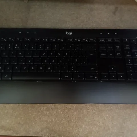 LOGITECH MK540 WIRELESS KEYBOARD