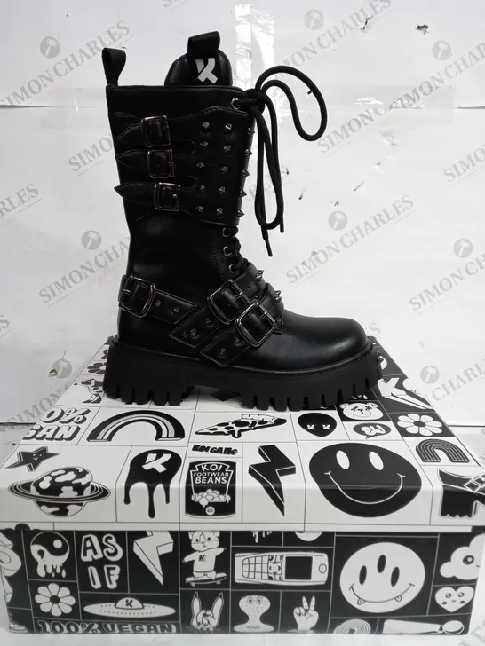 KOI A REBELS BURROW COMBAT BOOTS - SIZE 3 