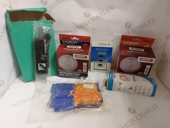 BOX OF APPROX 10 HOUSEHOLD ITEMS TO INCLUDE SMOKE DETECTOR, BOX OF BIKE LOCKS, WEBCAM COVERS