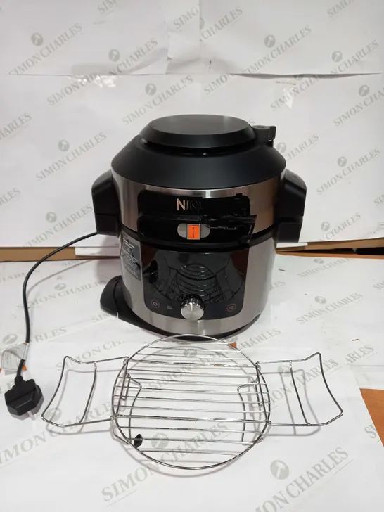 NINJA FOODI SMARTLID 7.5L MULTI COOKER & AIR FRYER