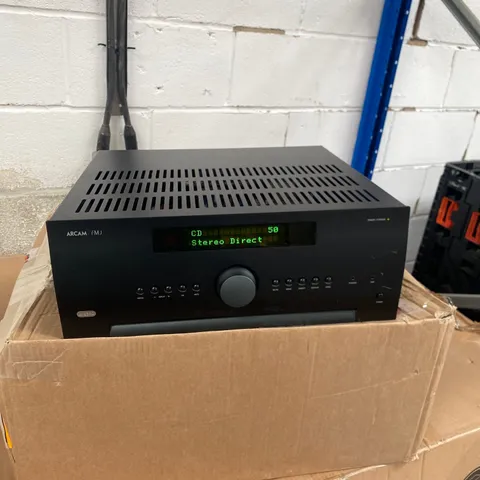 ARCAM AVR390 BLACK 