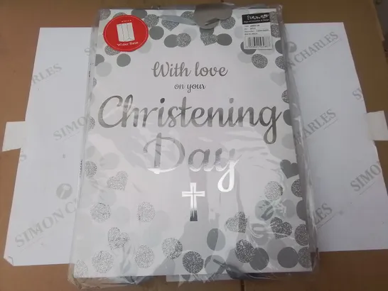 LOT OF 42 BOXES OF BRAND NEW XL CHRISTENING GIFT BAGS - 72 PER BOX / TOTAL 3024