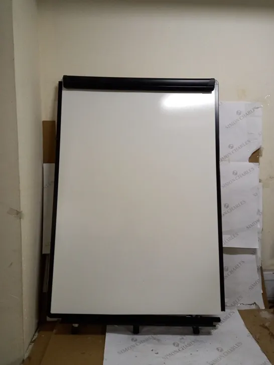 Q-CONNECT BUDGET FLIPCHART EASEL COLLECTION ONLY 