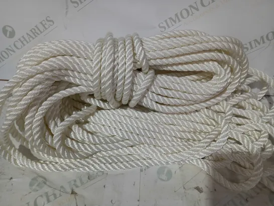 DESIGNER SATIN EFFECT TWISTED ROPE IN CREAM