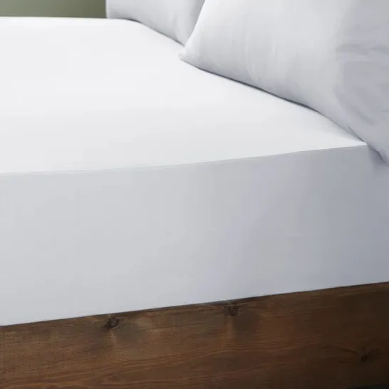 SO SOFT JERSEY FITTED SHEET