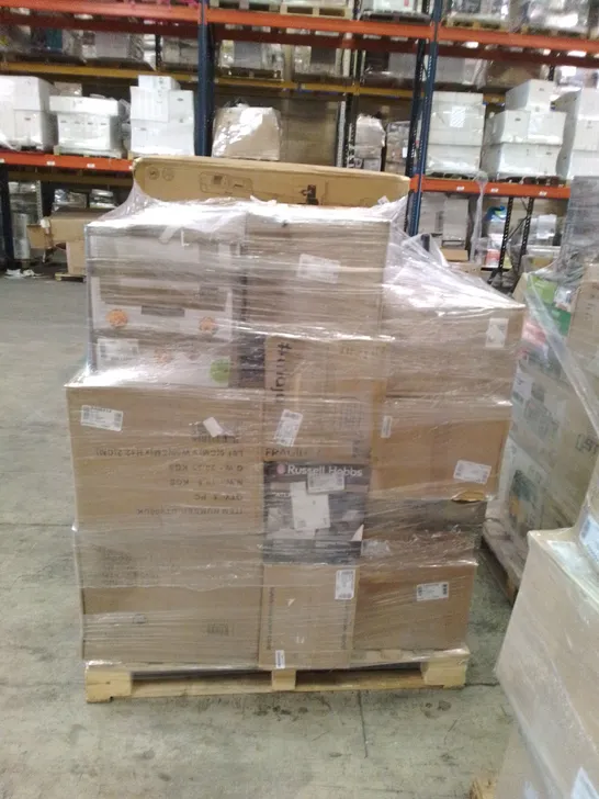 PALLET OF APPROXIMATELY 25 UNPROCESSED RAW RETURN HOUSEHOLD AND ELECTRICAL GOODS TO INCLUDE;