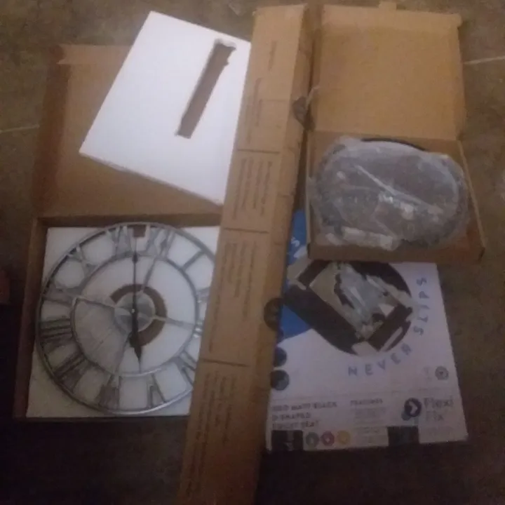TOILET SEAT, RETRACTABLE GATE, CLOCKS 4349163Simon Charles Auctioneers
