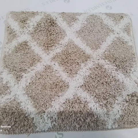 BRAND NEW PACO HOME 506 40x55CM BEIGE BATH MAT